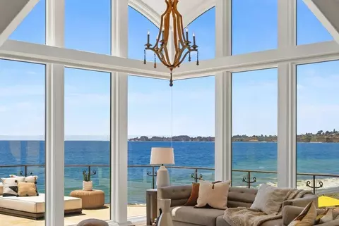 Living - 725 Las Olas Dr, Aptos, CA 95003 photo 8 of 10