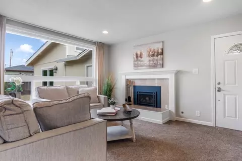 Living - 1151 Encanto Way, Pacifica, CA 94044 photo 3 of 3