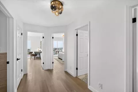 Entry Way - 1733 15th Ave, San Francisco, CA 94122 photo 4 of 6