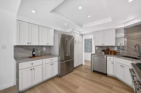 Kitchen - 1733 15th Ave, San Francisco, CA 94122 photo 1 of 6