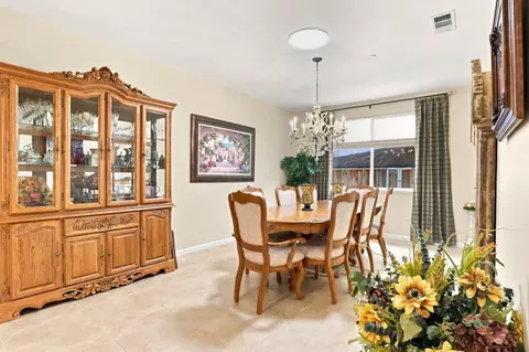 Dining - 9531 Rodeo Dr, Gilroy, CA 95020 photo 2 of 3