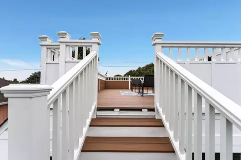 Exterior - 131 Seacliff Dr, Aptos, CA 95003 photo 6 of 14