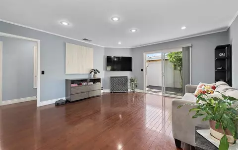 Living - 1 Comstock Queen Ct, Mountain View, CA 94043 photo 1 of 1