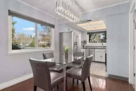 Dining - 1 Comstock Queen Ct, Mountain View, CA 94043 photo 1 of 1