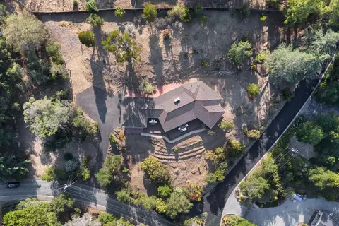 510 Woodside Dr, Woodside, CA 94062