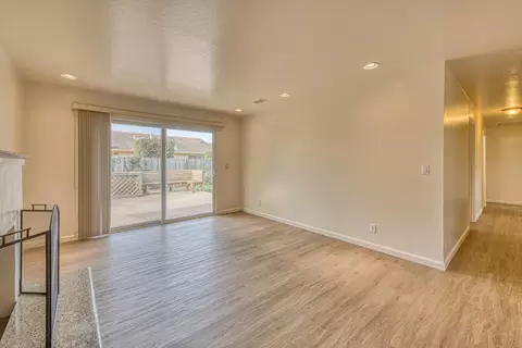 Living - 779 Bedford Dr, Salinas, CA 93901 photo 2 of 4