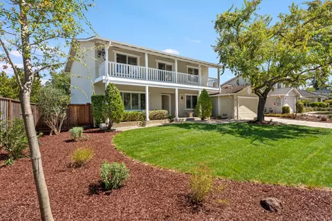6694 Heathfield Dr, San Jose, CA 95120