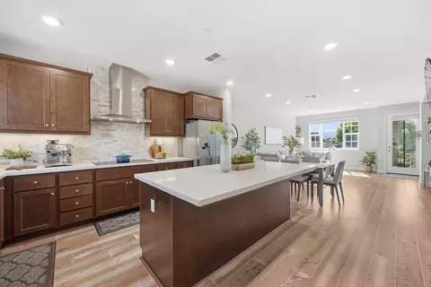 Kitchen - 1121 Giannitsa Ter, Sunnyvale, CA 94089 photo 1 of 4