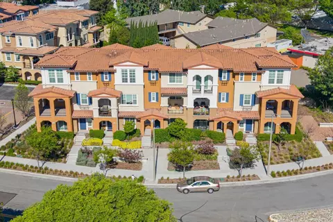View/Area - 1121 Giannitsa Ter, Sunnyvale, CA 94089 photo 3 of 9