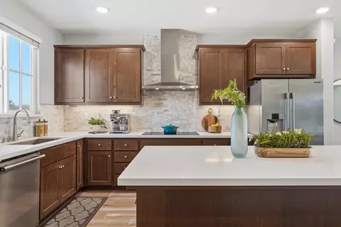 Kitchen - 1121 Giannitsa Ter, Sunnyvale, CA 94089 photo 4 of 4