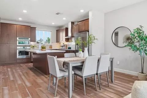 Dining - 1121 Giannitsa Ter, Sunnyvale, CA 94089 photo 2 of 2