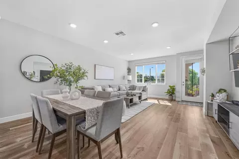 Dining - 1121 Giannitsa Ter, Sunnyvale, CA 94089 photo 1 of 2