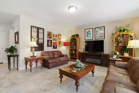 Living - 637 Rusconi Dr, Soledad, CA 93960 photo 2 of 2