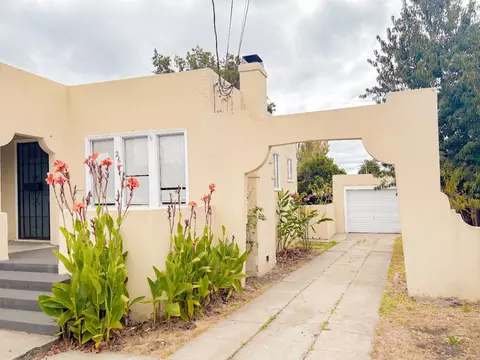 Exterior - 26 Laurel St, Watsonville, CA 95076 photo 2 of 3