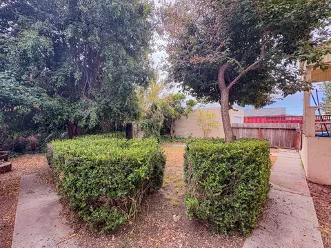 Exterior - 26 Laurel St, Watsonville, CA 95076 photo 3 of 3