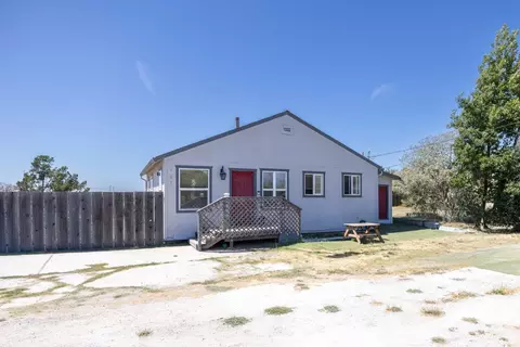 323 Addington Ln, Salinas, CA 93907