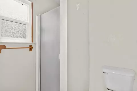 Bath - 9723 Bluestem Path, Salinas, CA 93907 photo 3 of 6
