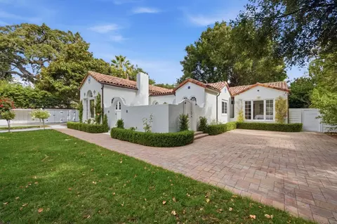 1535 Cowper St, Palo Alto, CA 94301