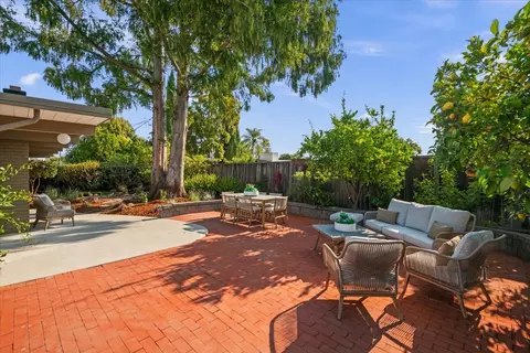 Exterior - 948 Brookgrove Ln, Cupertino, CA 95014 photo 11 of 12