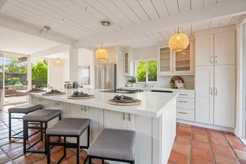 Kitchen - 948 Brookgrove Ln, Cupertino, CA 95014 photo 1 of 1