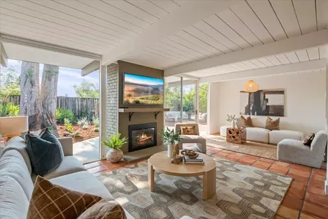 Living - 948 Brookgrove Ln, Cupertino, CA 95014 photo 1 of 2