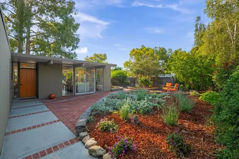 Exterior - 948 Brookgrove Ln, Cupertino, CA 95014 photo 5 of 12