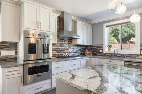 Kitchen - 227 Theodor Ln, Sonoma, CA 95476 photo 8 of 17