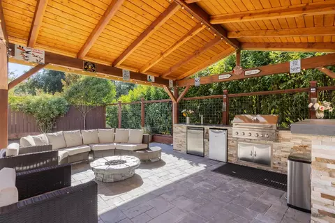 Exterior - 227 Theodor Ln, Sonoma, CA 95476 photo 4 of 25