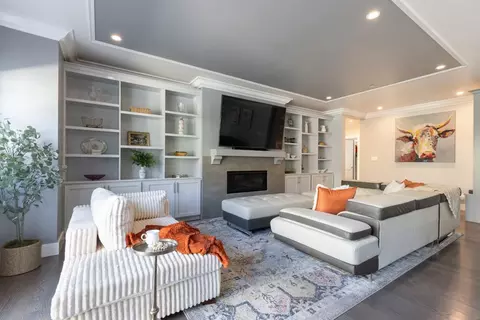 Living - 227 Theodor Ln, Sonoma, CA 95476 photo 4 of 11