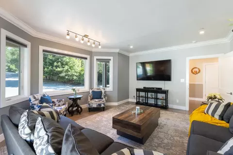 Living - 227 Theodor Ln, Sonoma, CA 95476 photo 3 of 11