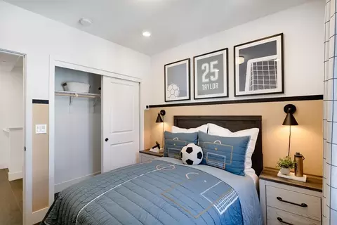 Bedroom - 2120 Latham St, Mountain View, CA 94040 photo 6 of 10