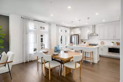 Dining - 2120 Latham St, Mountain View, CA 94040 photo 2 of 3