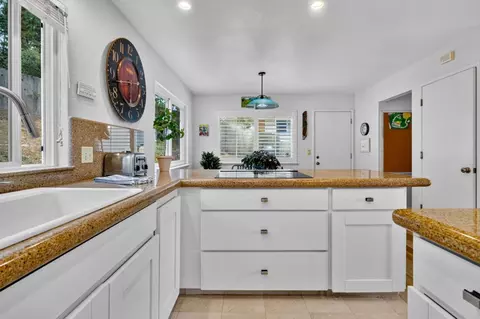 Kitchen - 3017 Forest Way, Pebble Beach, CA 93953 photo 6 of 7