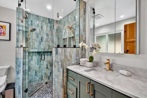 Bath - 3017 Forest Way, Pebble Beach, CA 93953 photo 1 of 4