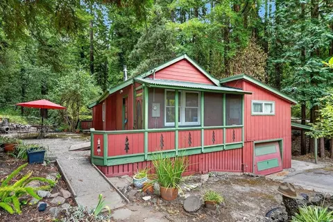 917 Scenic Dr, Felton, CA 95018
