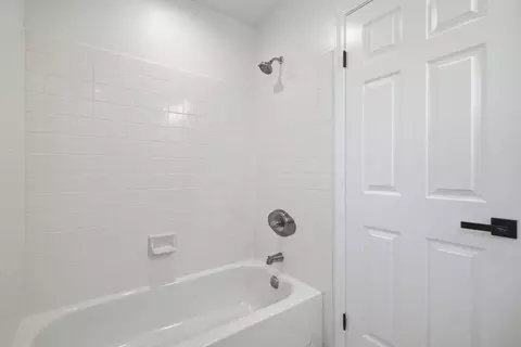 Bath - 104 Freedom Ln, Mountain View, CA 94040 photo 5 of 5