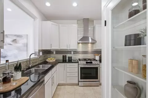 Kitchen - 104 Freedom Ln, Mountain View, CA 94040 photo 6 of 8