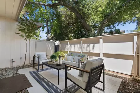 Exterior - 715 Quetta Ave E, Sunnyvale, CA 94087 photo 3 of 7