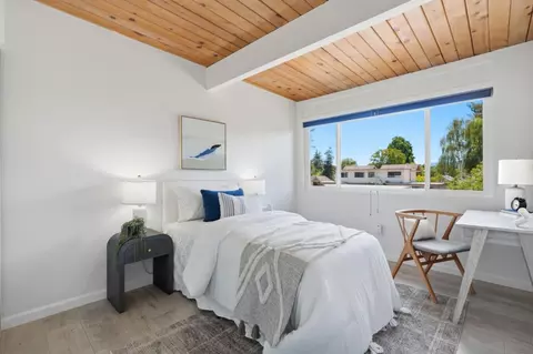 Bedroom - 715 Quetta Ave E, Sunnyvale, CA 94087 photo 3 of 6