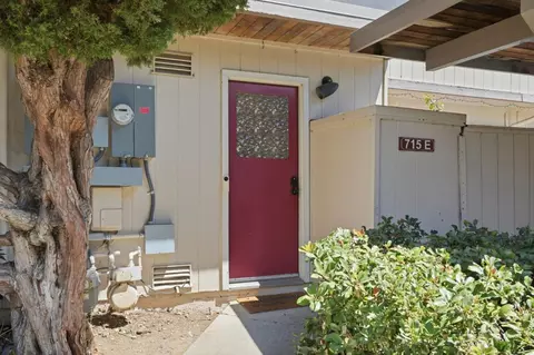 Exterior - 715 Quetta Ave E, Sunnyvale, CA 94087 photo 6 of 7