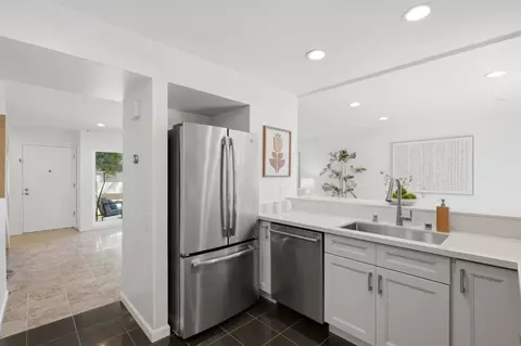 Kitchen - 715 Quetta Ave E, Sunnyvale, CA 94087 photo 1 of 3