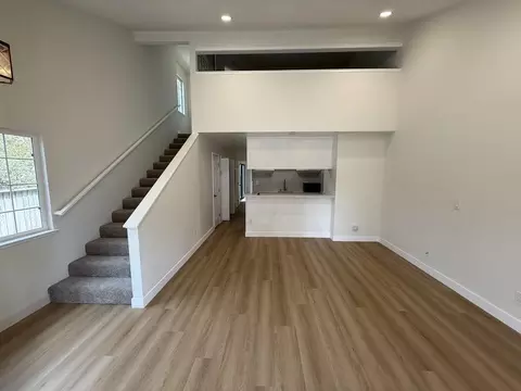 65 Grandview St B, Santa Cruz, CA 95060