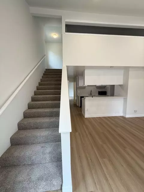 65 Grandview St B, Santa Cruz, CA 95060