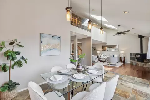 Dining - 909 Etheldore St, Moss Beach, CA 94038 photo 3 of 3