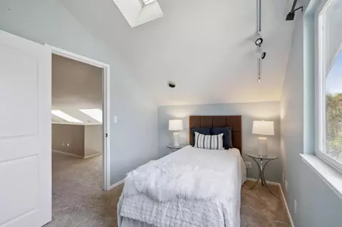 Bedroom - 909 Etheldore St, Moss Beach, CA 94038 photo 5 of 11