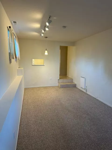 Living - 909 Etheldore St, Moss Beach, CA 94038 photo 5 of 5
