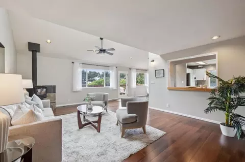 Living - 909 Etheldore St, Moss Beach, CA 94038 photo 1 of 5