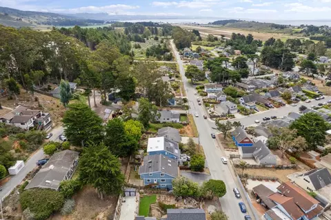 View/Area - 909 Etheldore St, Moss Beach, CA 94038 photo 1 of 1