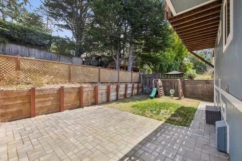 Exterior - 909 Etheldore St, Moss Beach, CA 94038 photo 5 of 7