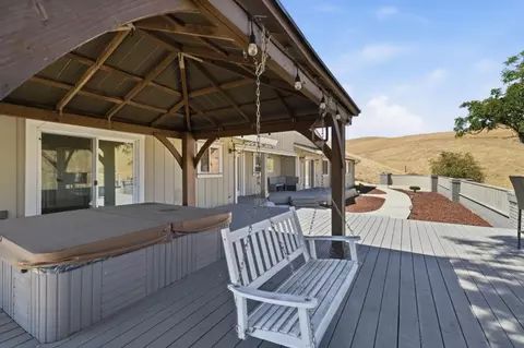 Exterior - Hess Rd, Concord, CA 94521 photo 9 of 12